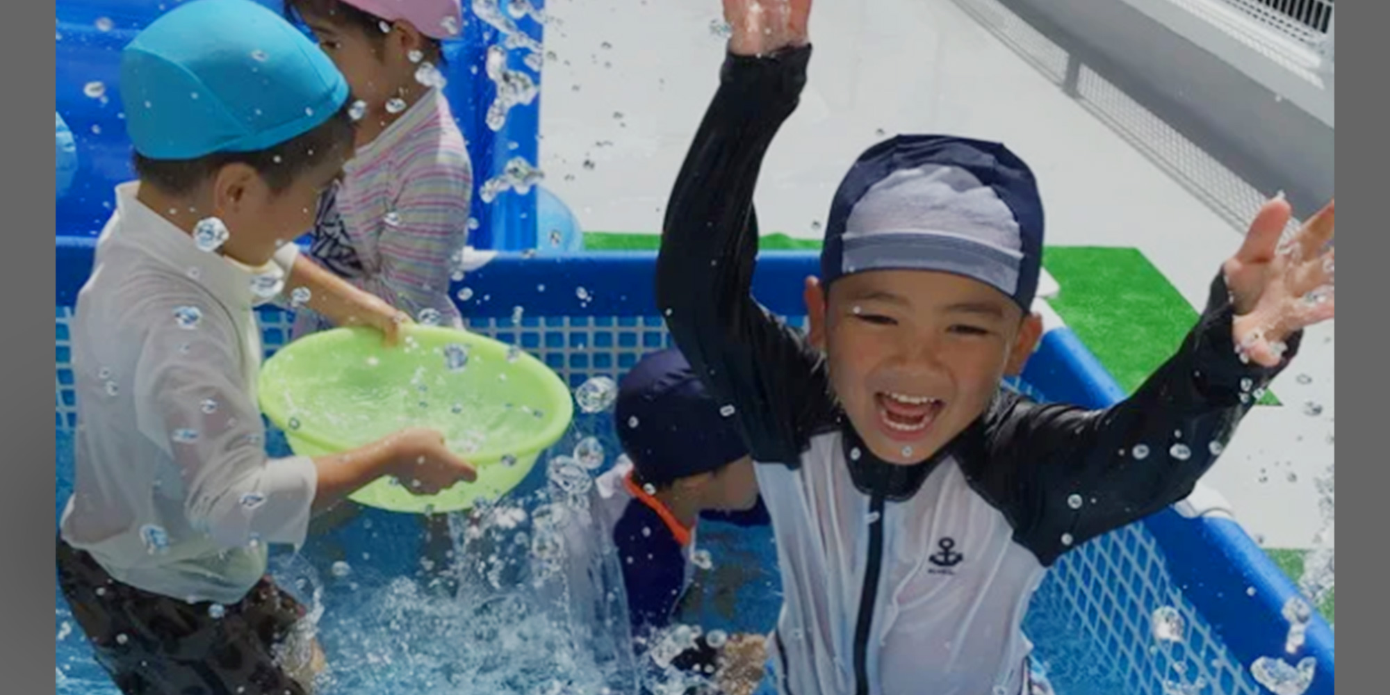 風の音保育園では、子ども達の自立と健やかな成長を願いながら教育を行っています。保護者の方々と協力して、子どもの成長をともに喜べる園を目指します